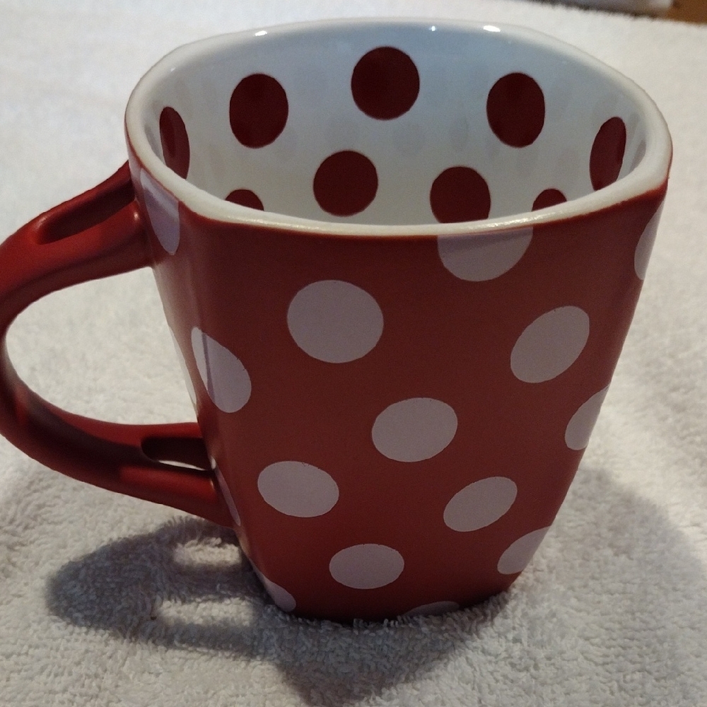 2 For 8 Sale, Red Polka Dot Mug with Character Design - Picture 4 of 5